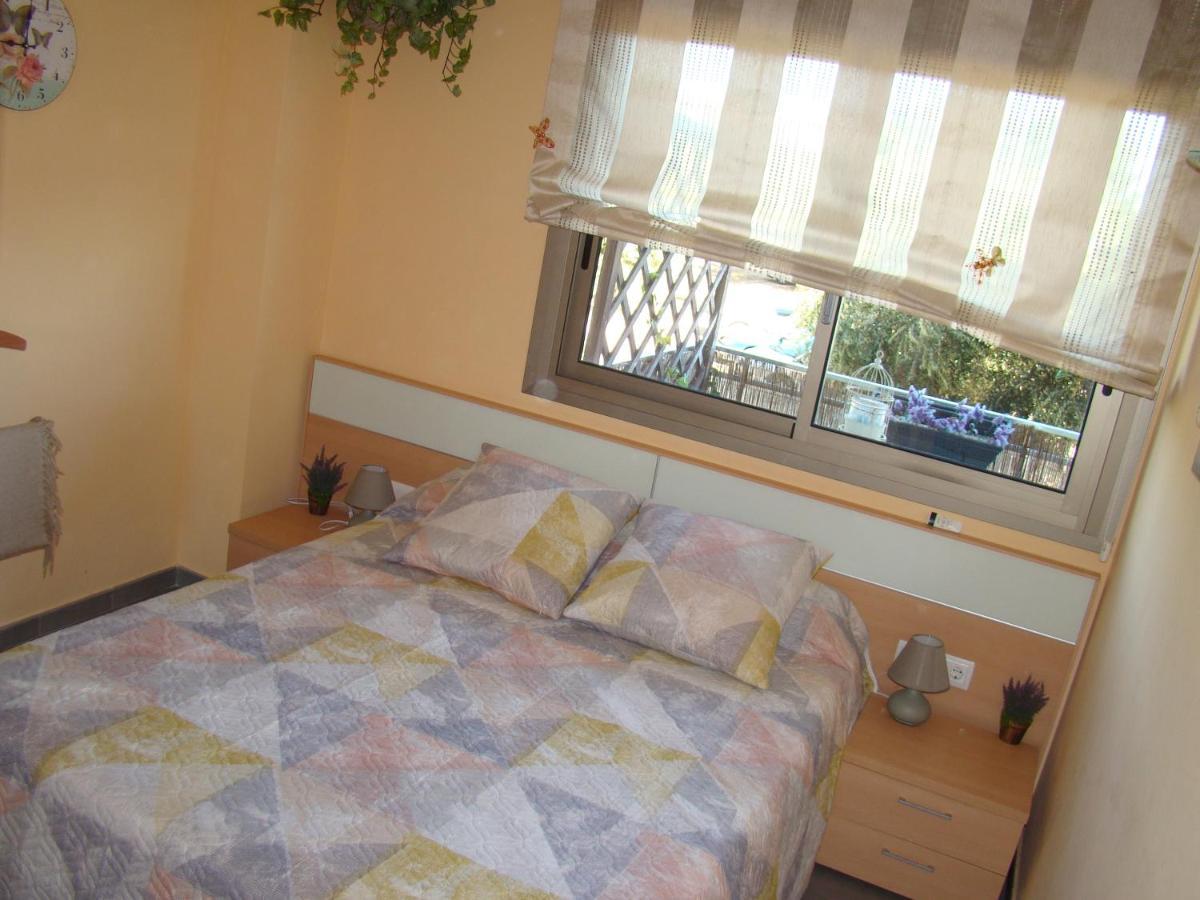 Apartamento Playa Esquirol 坎布里尔斯 外观 照片